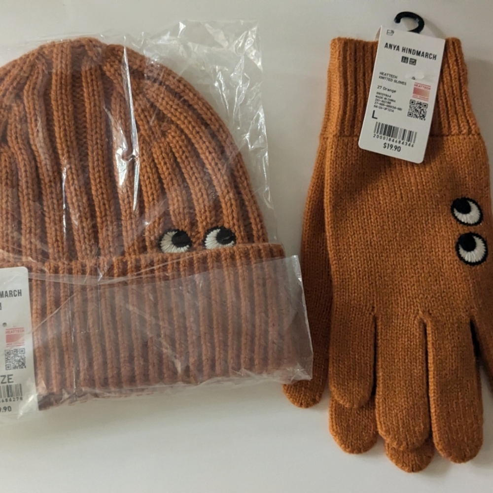 Anya Hindmarch x UNIQLO hat and gloves